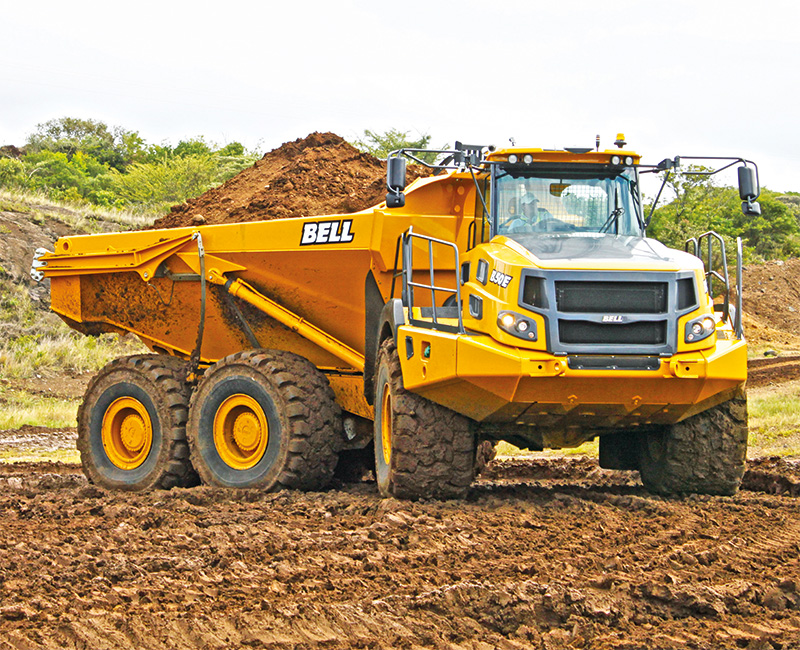 BELL EQUIPMENT B50E铰接式自卸车B50E -前视图45度角满载